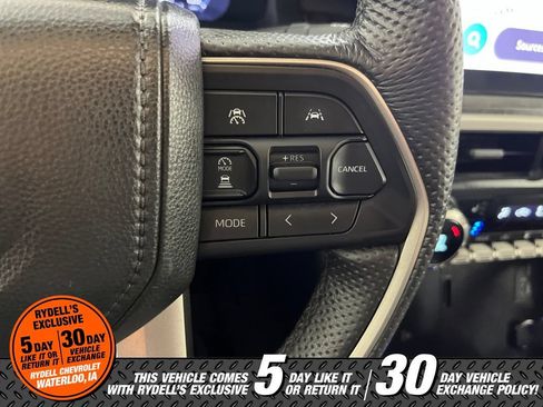 Used 2024 Toyota Tacoma Limited w/ Limited Package (LT) AWD/4WD image 31