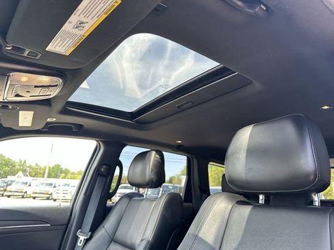 Used 2019 Jeep Grand Cherokee Limited w/ Trailer Tow Group IV AWD/4WD image 21