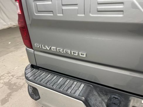 Used 2026 Chevrolet Silverado 1500 LT AWD/4WD image 12