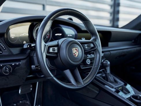 Used 2023 Porsche 911 GT3 RWD image 43
