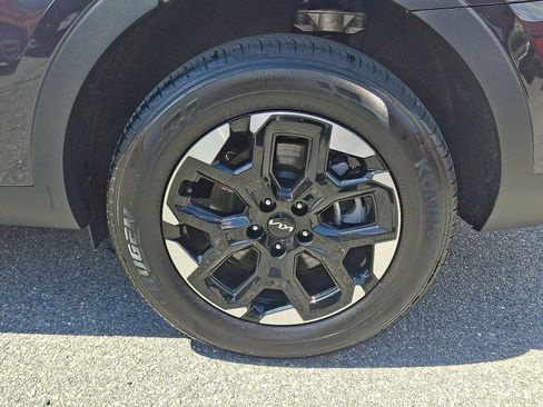 Used 2025 Kia Sorento S AWD/4WD image 7