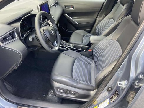 Used 2024 Toyota Corolla Cross AWD Hybrid w/ Convenience Package image 19