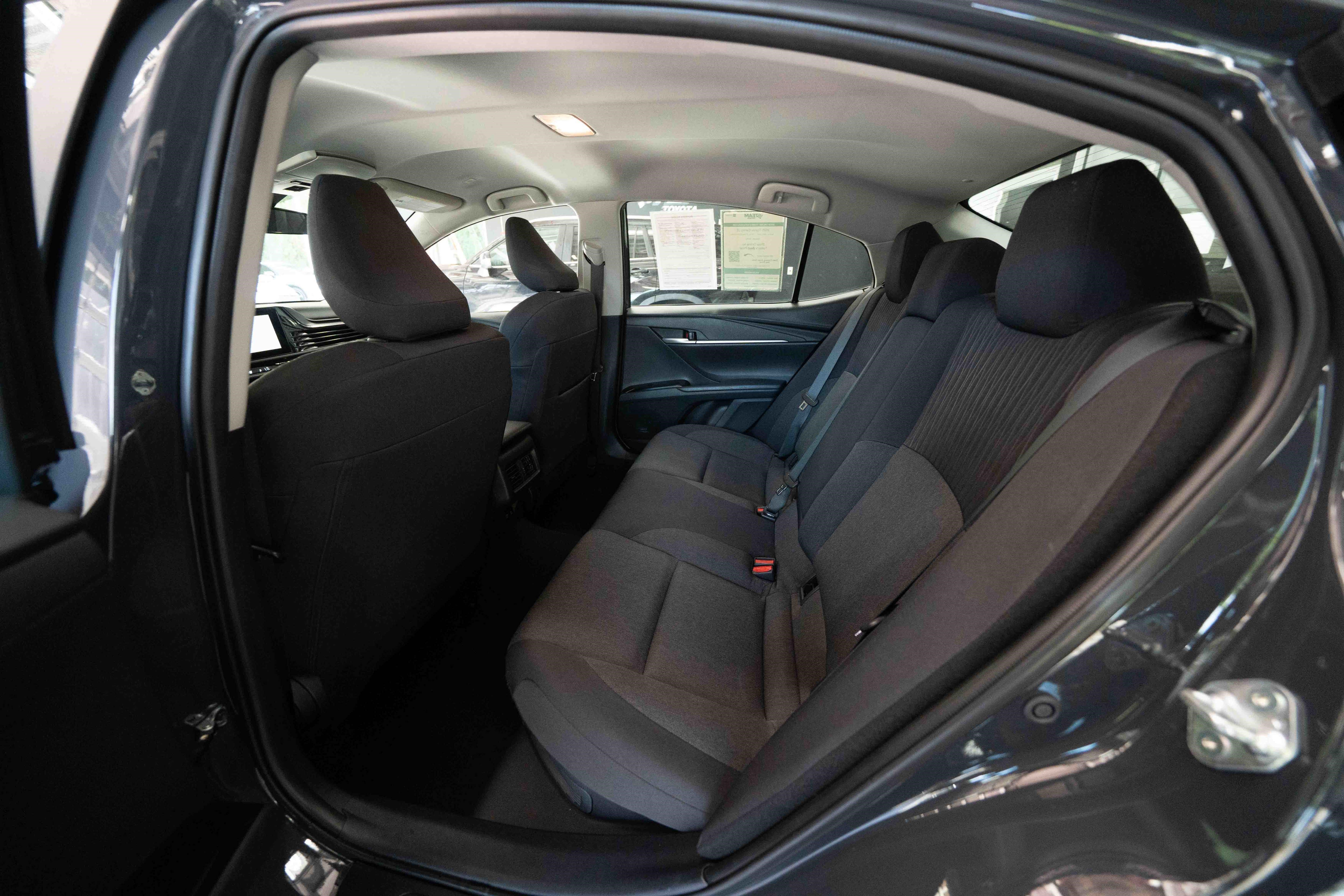 Used 2025 Toyota Camry LE FWD image 23