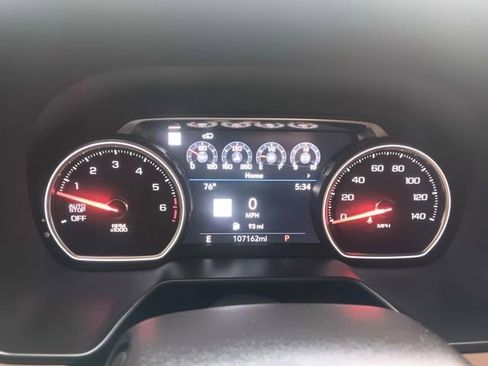 Used 2021 Chevrolet Suburban High Country image 19