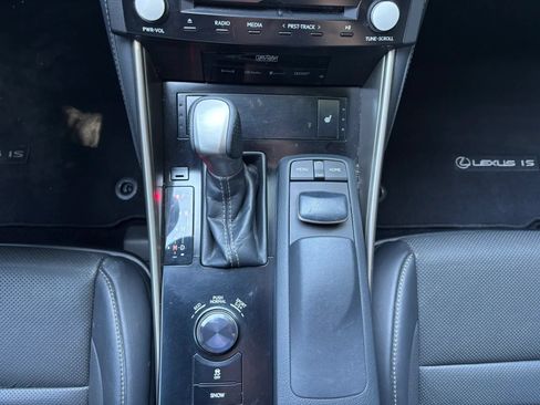 Used 2014 Lexus IS 350 w/ F Sport Package RWD image 20