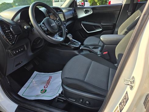 Used 2023 Kia Soul FWD image 10