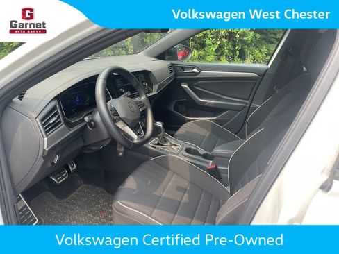 Certified 2024 Volkswagen Jetta Sport FWD image 10