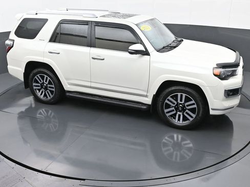 Used 2023 Toyota 4Runner Limited AWD/4WD image 35