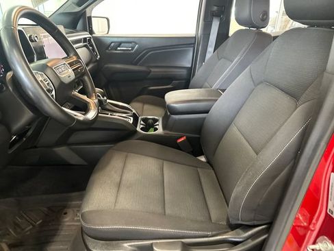 Used 2024 GMC Canyon Elevation w/ Convenience Package RWD image 17
