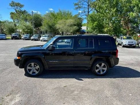 Used 2015 Jeep Patriot High Altitude FWD image 16