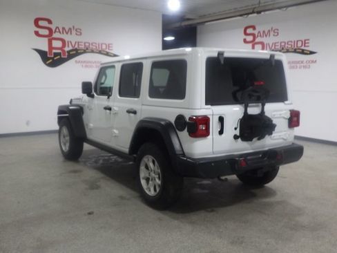 Used 2021 Jeep Wrangler Unlimited Sport AWD/4WD image 2