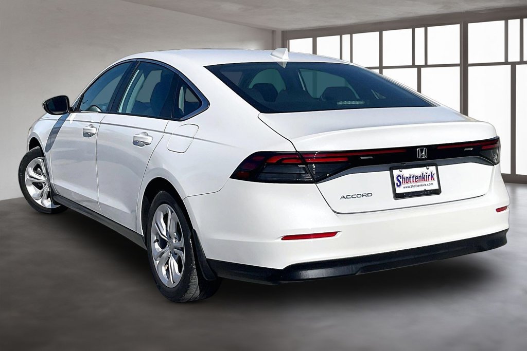 Certified 2023 Honda Accord LX image 4