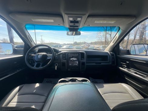 Used 2018 RAM 2500 Tradesman w/ Protection Group AWD/4WD image 3