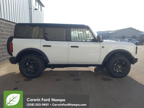 New 2025 Ford Bronco Big Bend w/ Black Diamond Package image 2
