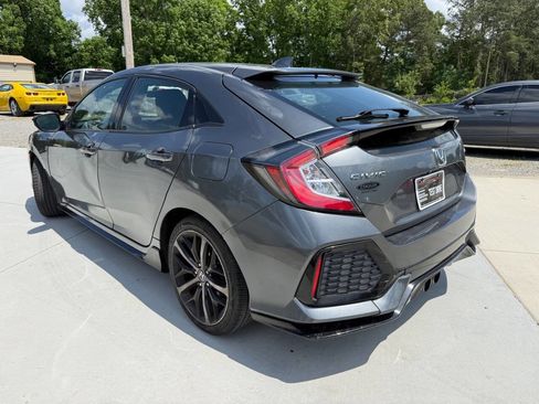 Used 2017 Honda Civic Sport image 6