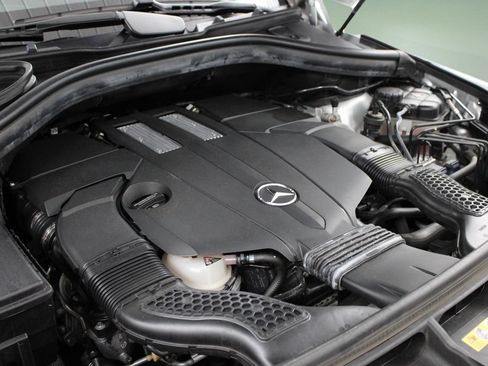 Used 2019 Mercedes-Benz GLE 400 4MATIC image 45