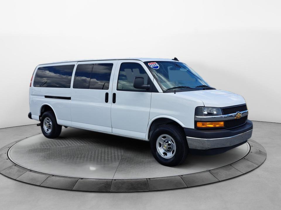 Used 2024 Chevrolet Express 3500 LT w/ LT Preferred Equipment Group RWD image 1
