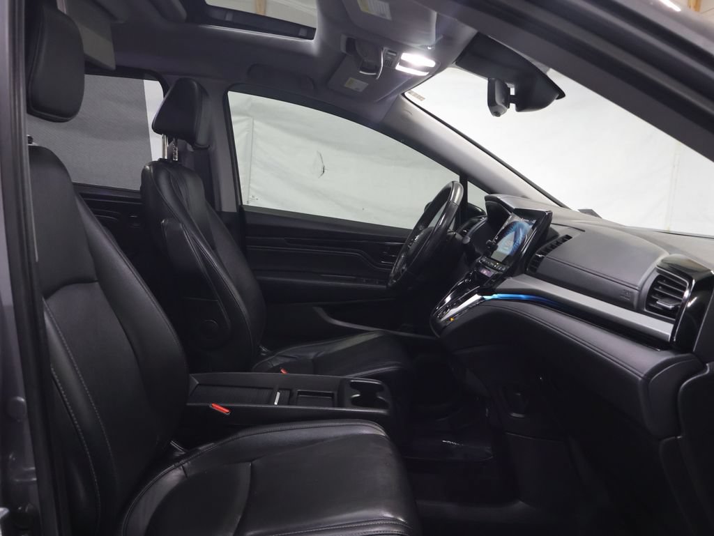 Used 2022 Honda Odyssey Touring image 9
