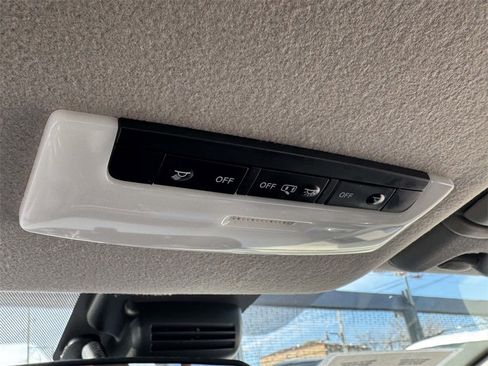 Used 2024 Nissan Versa SV w/ Trunk Package image 26