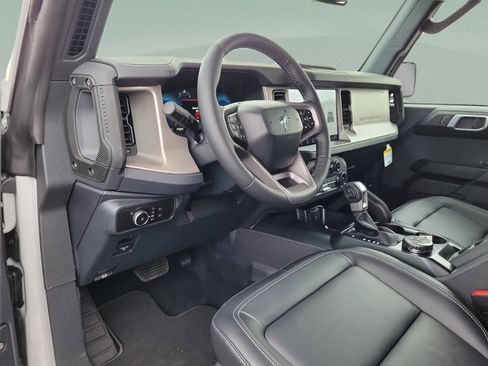 New 2026 Ford Bronco Outer Banks AWD/4WD image 15