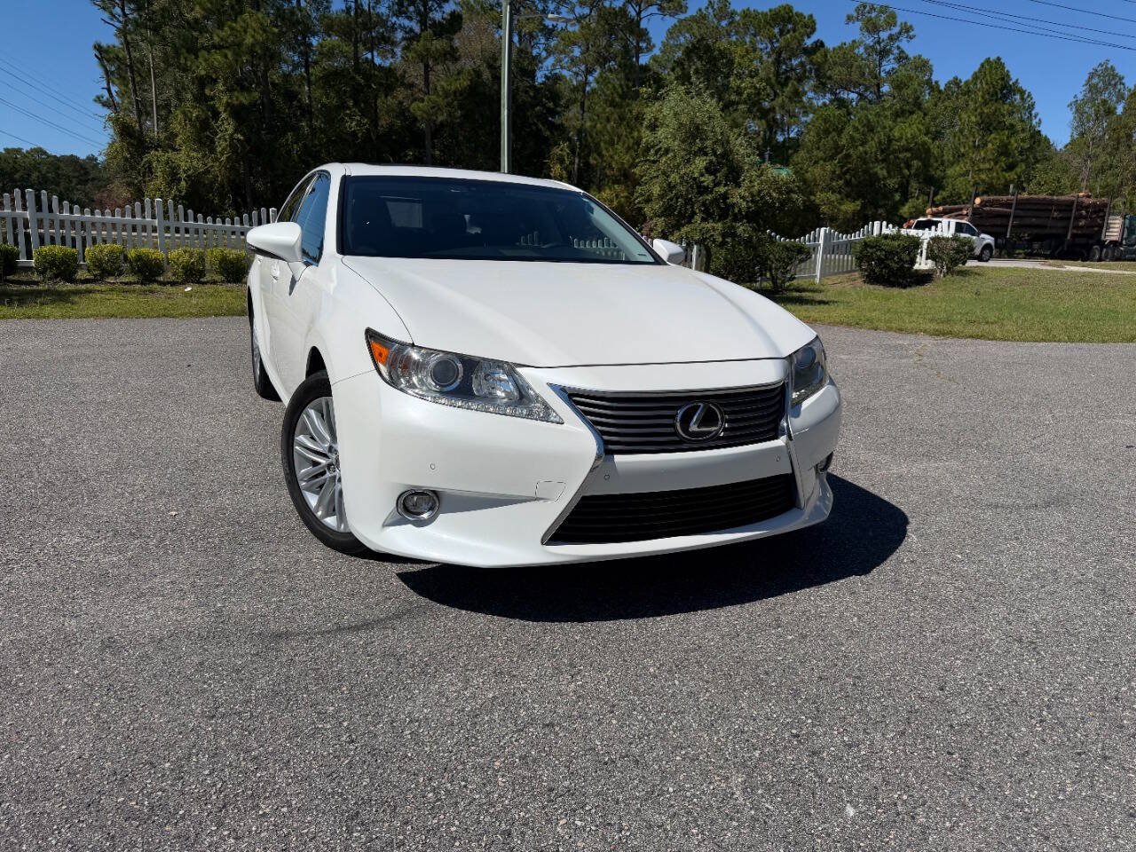 Used 2015 Lexus ES 350 w/ Luxury Package FWD image 36