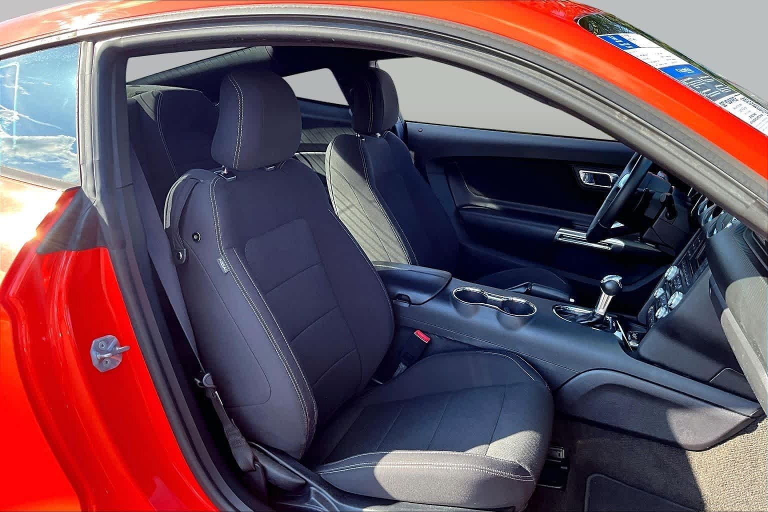Used 2016 Ford Mustang Coupe w/ Equipment Group 051A RWD image 8