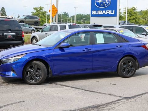 Used 2023 Hyundai Elantra SEL FWD image 17