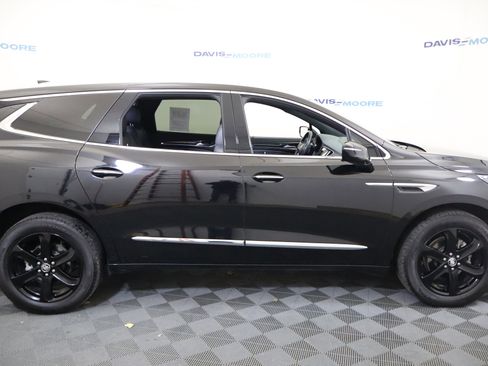 Certified 2024 Buick Enclave Essence w/ Sport Touring Edition image 4