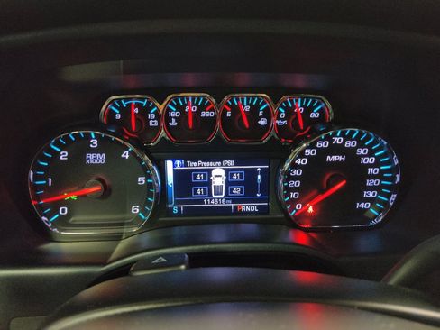 Used 2018 Chevrolet Silverado 1500 LT w/ All Star Edition AWD/4WD image 23