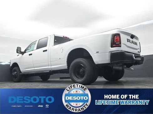 New 2026 RAM 3500 Tradesman AWD/4WD image 46