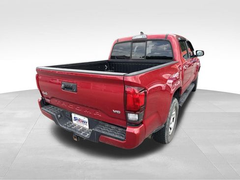 Used 2019 Toyota Tacoma SR AWD/4WD image 6