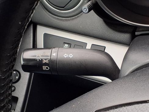 Used 2012 MAZDA MAZDA3 i Grand Touring image 19