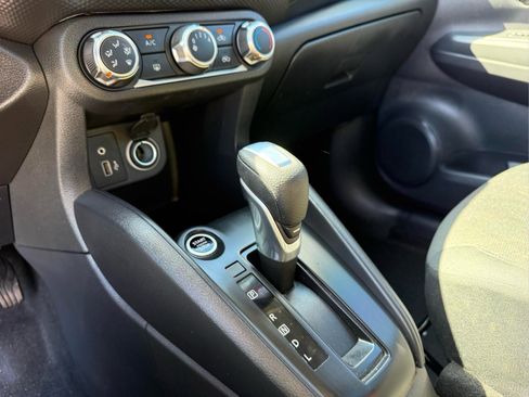 Used 2025 Nissan Kicks Play S FWD image 17