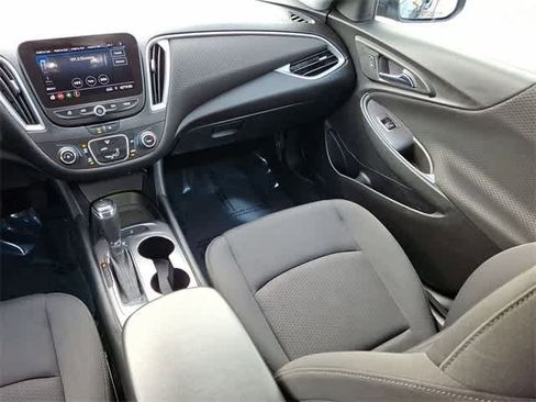 Certified 2020 Chevrolet Malibu LS image 12