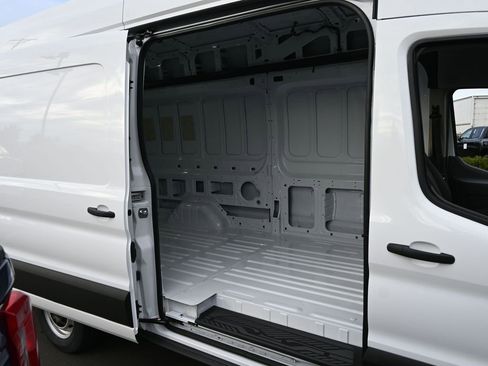New 2026 Ford Transit 350 148 High Roof Extended RWD image 24