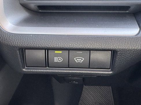 Certified 2023 Toyota Prius LE image 29