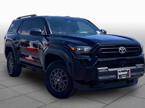 Used 2025 Toyota 4Runner SR5 AWD/4WD image 3
