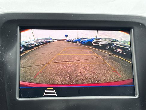 Used 2020 Chevrolet Equinox LT FWD image 19