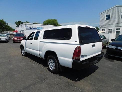 Used 2014 Toyota Tacoma 2WD Access Cab image 18