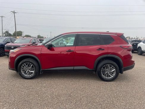 Certified 2025 Nissan Rogue S AWD/4WD image 4