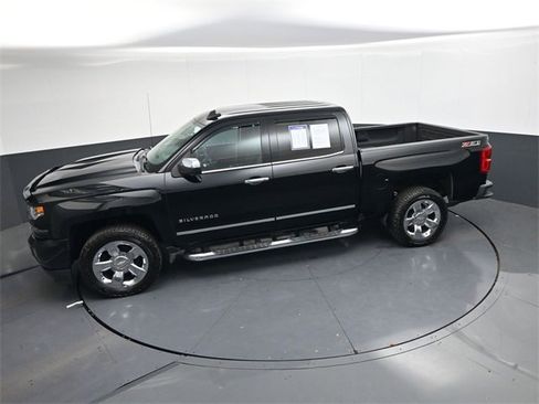 Used 2017 Chevrolet Silverado 1500 LTZ Z71 w/ LTZ Plus Package image 25