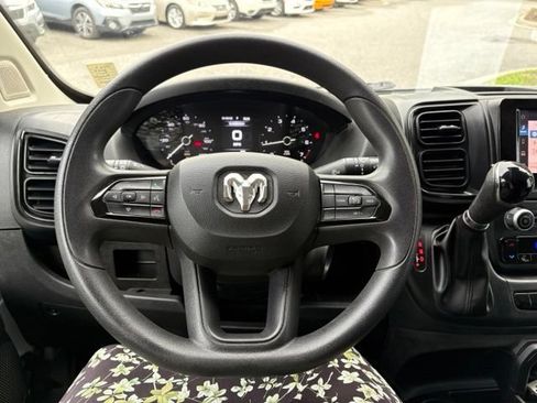 Used 2023 RAM ProMaster 2500 FWD image 10