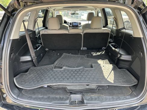 Used 2017 Honda Pilot EX-L image 7