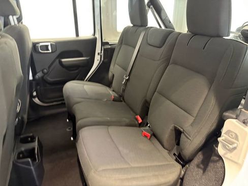 Used 2021 Jeep Wrangler Unlimited Sport AWD/4WD image 7