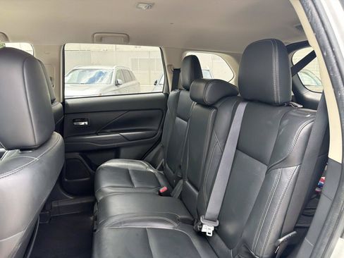 Used 2020 Mitsubishi Outlander SEL FWD image 12