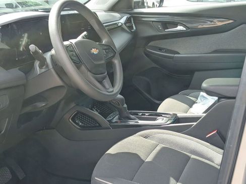 Used 2025 Chevrolet TrailBlazer LT image 21