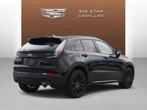 Certified 2023 Cadillac XT4 Sport w/ Cold Weather Package image 5