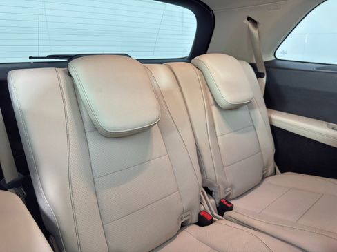 Used 2022 Mercedes-Benz GLS 450 4MATIC image 47