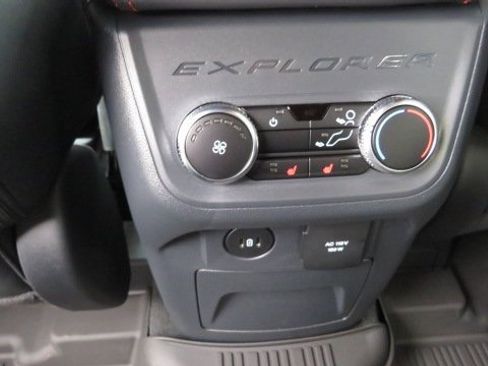 New 2026 Ford Explorer ST image 17