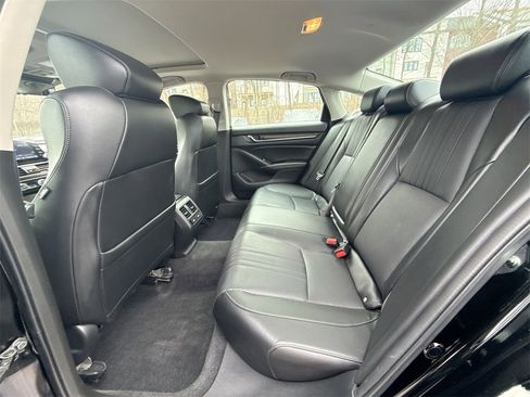 Used 2022 Honda Accord EX-L image 24